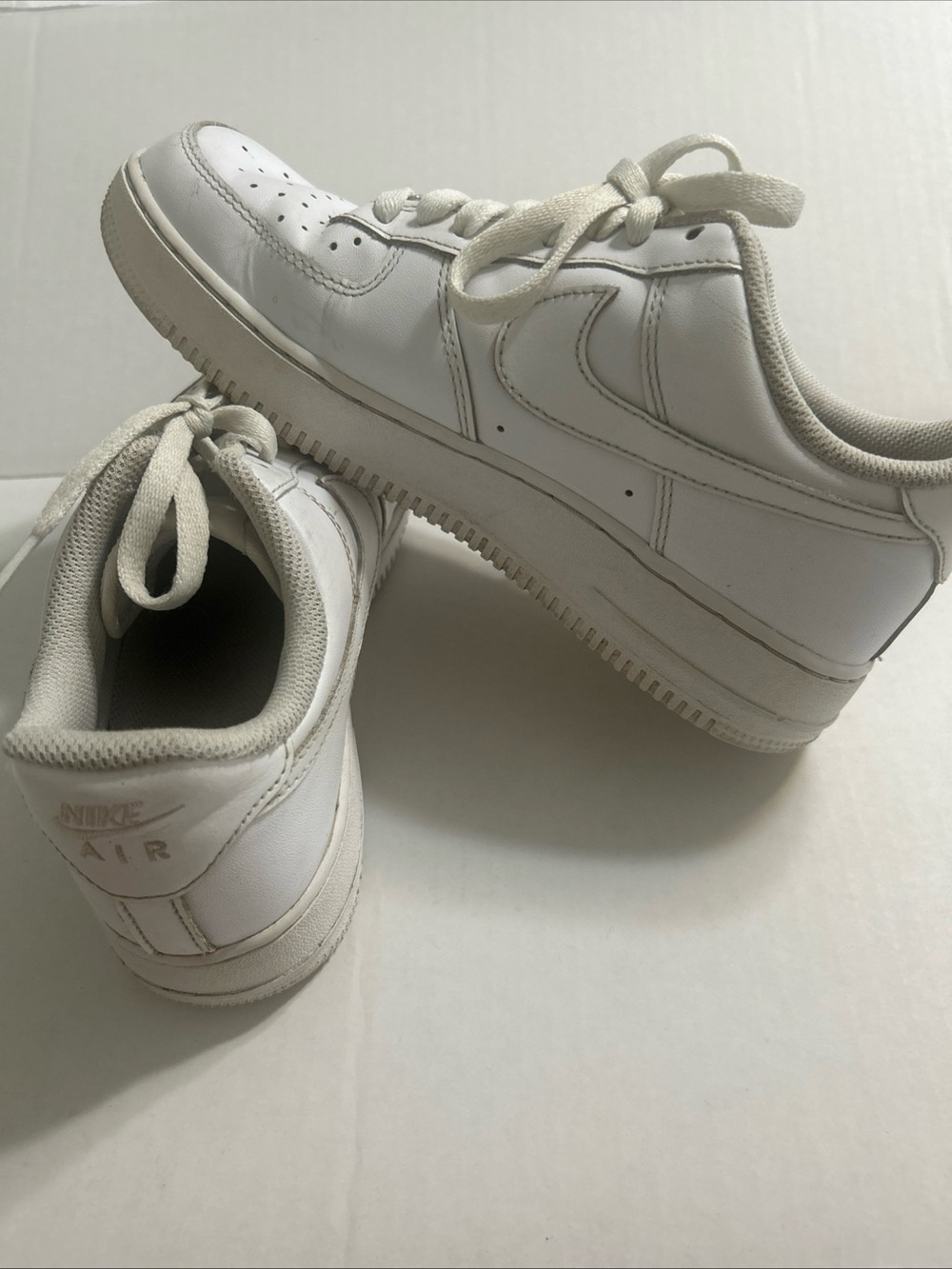 Nike Air Force 1 ‘07 White Leather Sneakers Women’s Size 10 DD8959-100